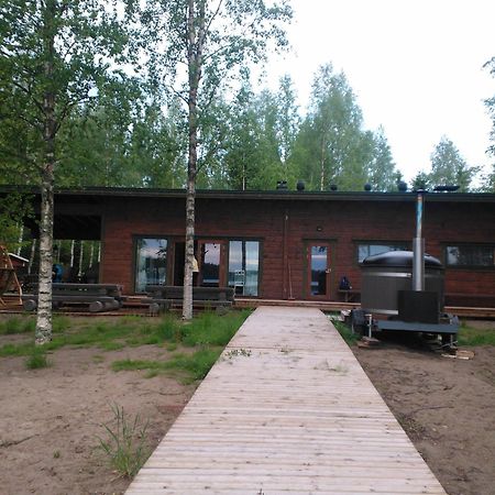 Maekelaen Lomatuvat Bed And Breakfast Korkeakoski  المظهر الخارجي الصورة