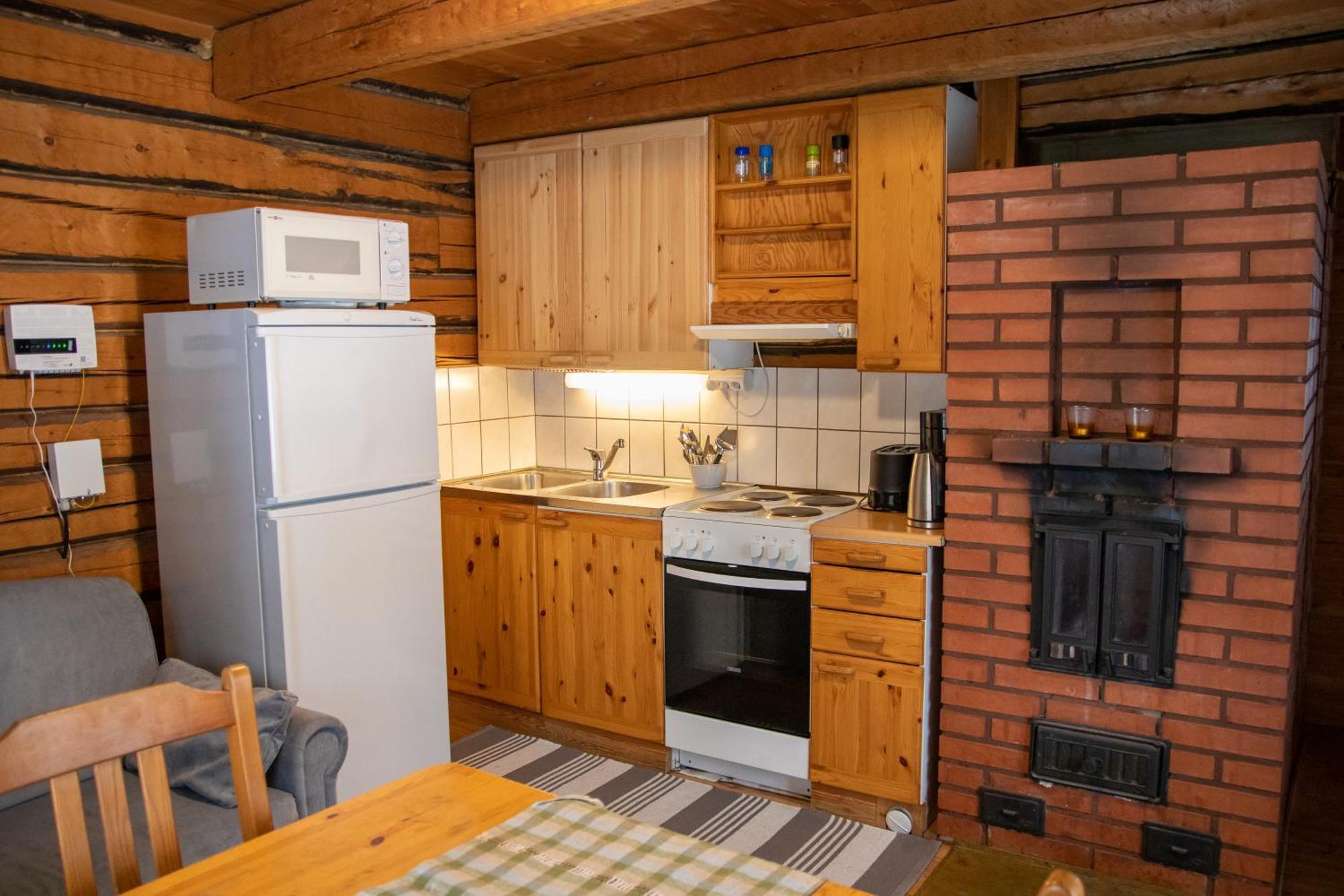 Maekelaen Lomatuvat Bed And Breakfast Korkeakoski  المظهر الخارجي الصورة