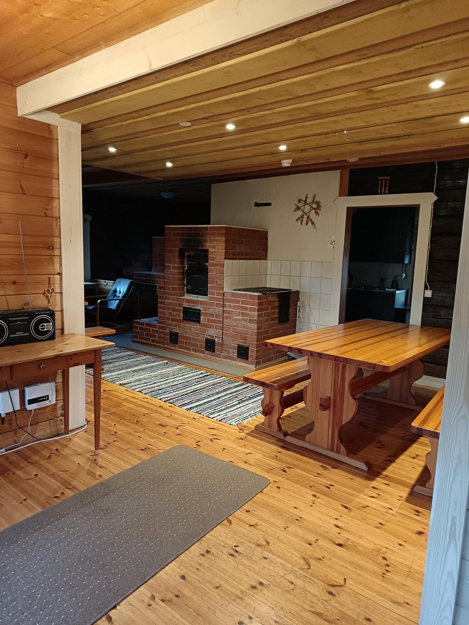 Maekelaen Lomatuvat Bed And Breakfast Korkeakoski  المظهر الخارجي الصورة