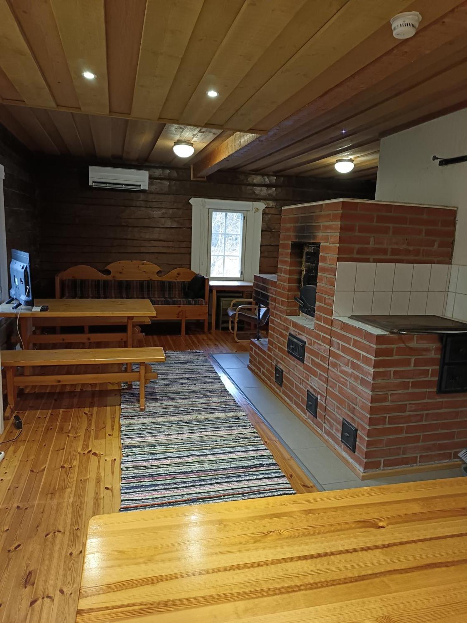 Maekelaen Lomatuvat Bed And Breakfast Korkeakoski  المظهر الخارجي الصورة